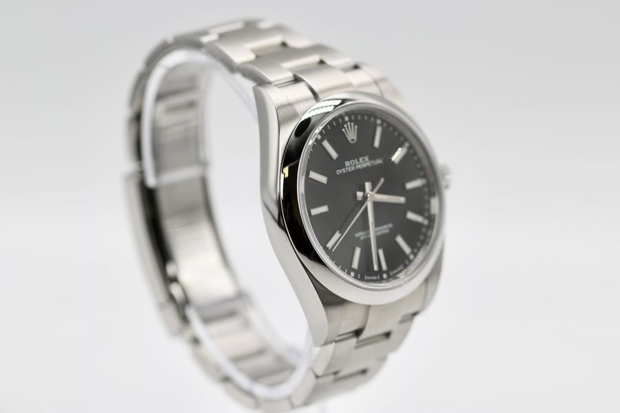 Rolex Oyster Perpetual 114300